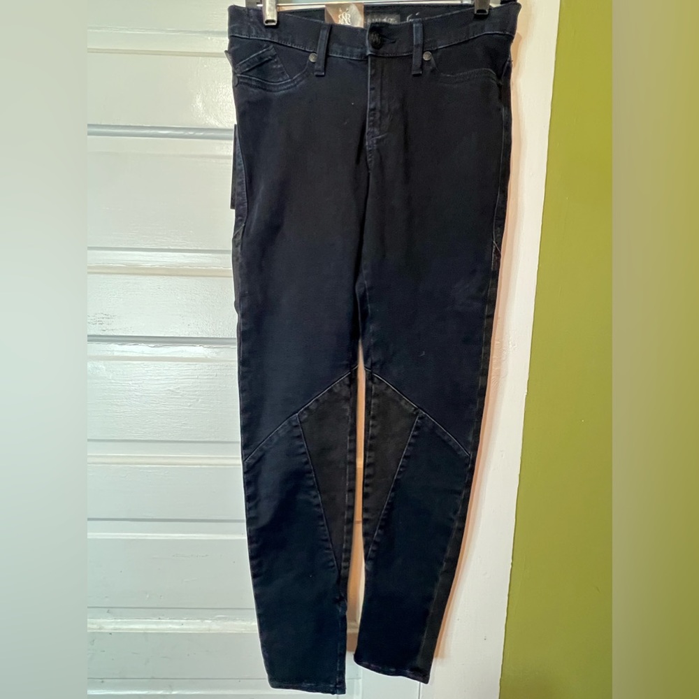 Rock and Republic jeggings. Bundle $10 items at 2/$10